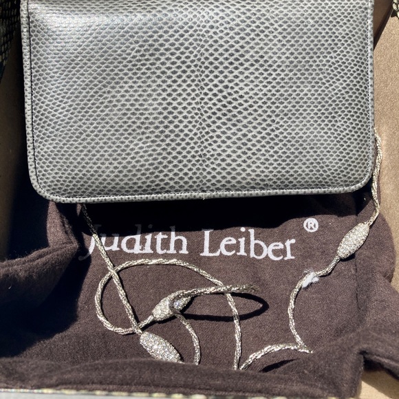Judith Leiber crystal snakeskin couture bag - Picture 4 of 7